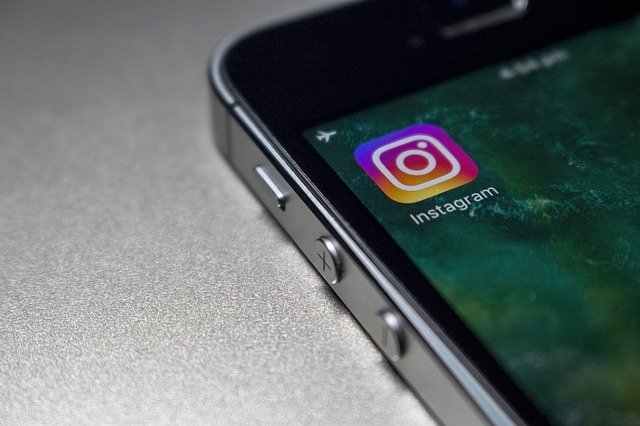 cara menghubungkan instagram ke facebook
